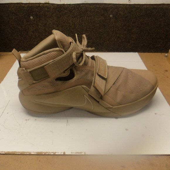 Lebron Soldier Size 14